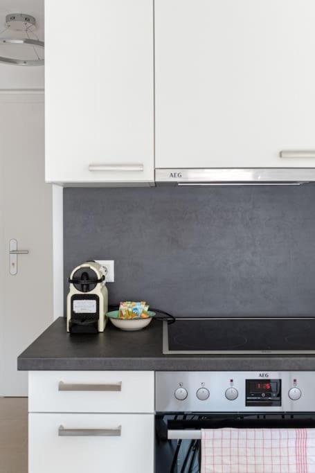 Neu Und Hell In Zentraler Ruhelage Mit Parkplatz Apartment Viena Exterior foto